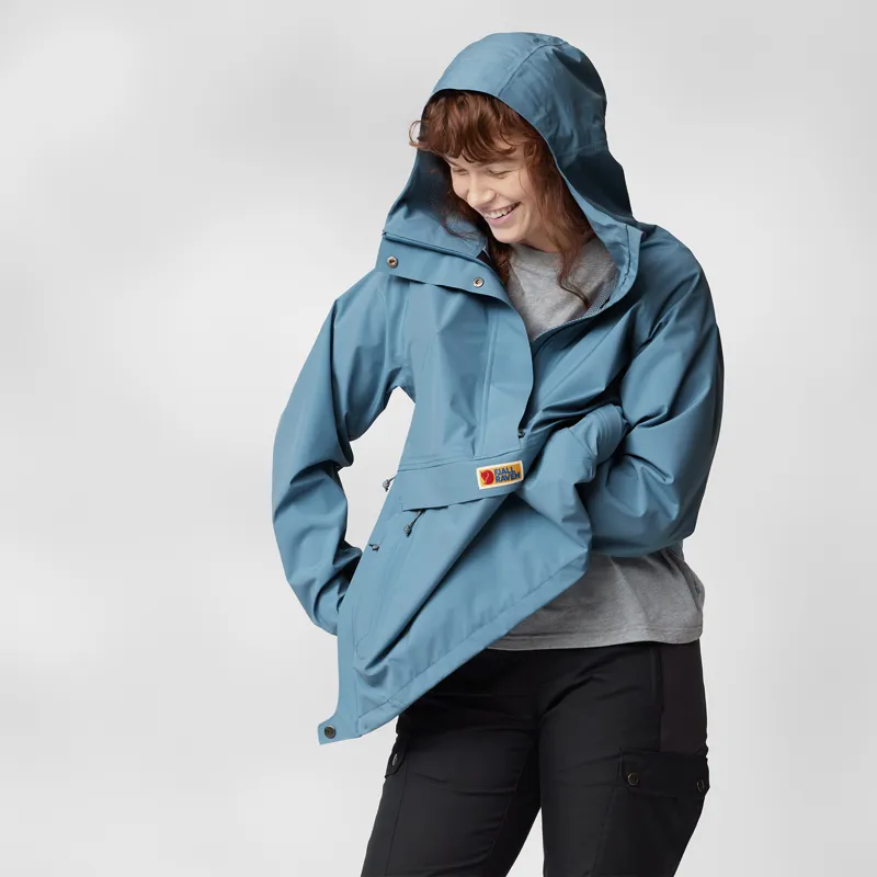 Fjallraven Vardag Hydratic Waterproof Anorak Womens in Black-4